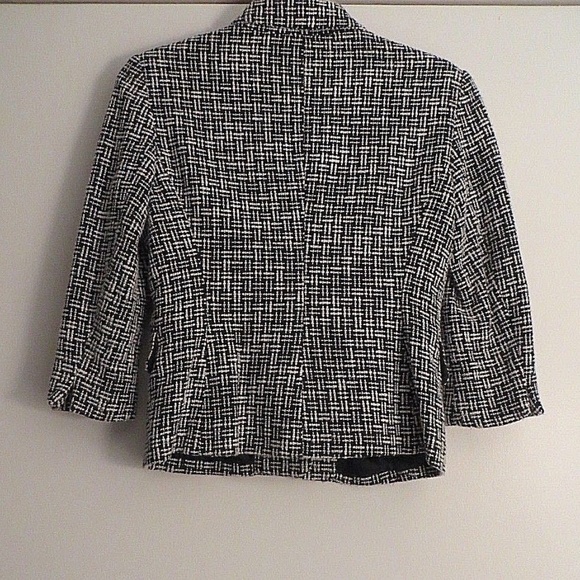 FINAL MICHAEL KORS BLACK/WHITE JACKET - Picture 3 of 4